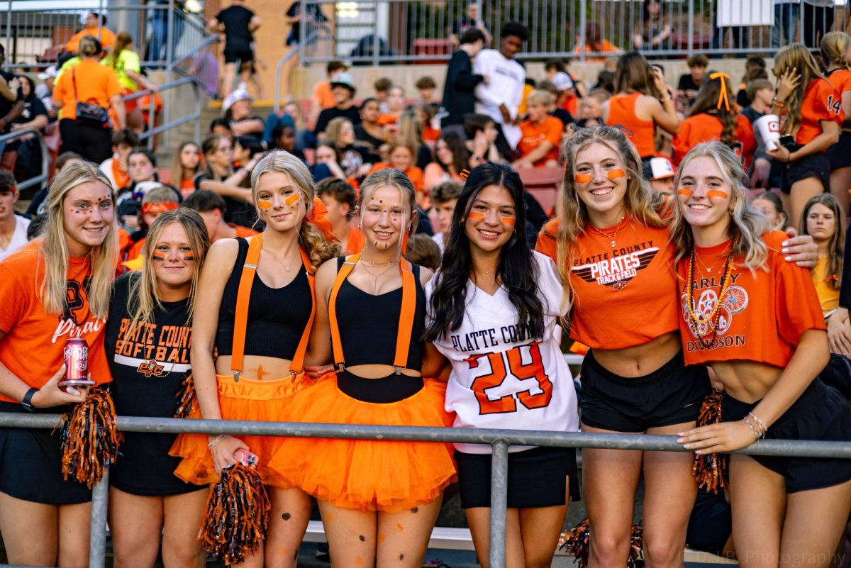 Platte County Students cheering on their team 