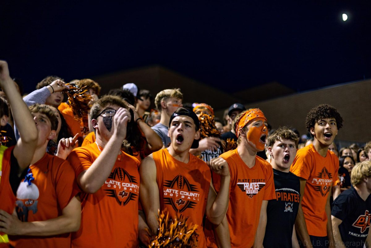 Platte County Students cheer on their team 