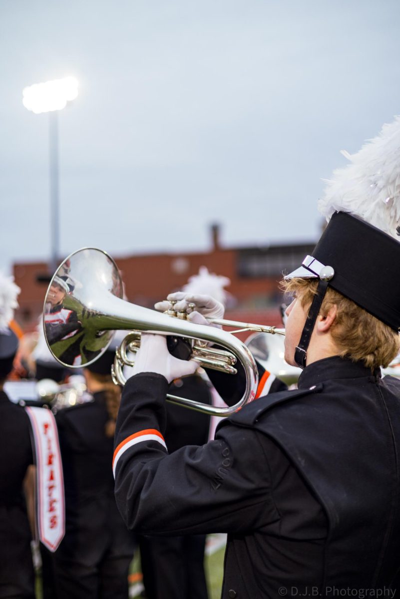  Senior Aiden Kent plays On Wisconsin for the TODAY Show 